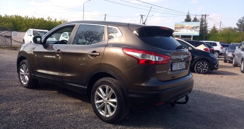 Nissan Qashqai cena 47700 przebieg: 133000, rok produkcji 2014 z Chełmno małe 154